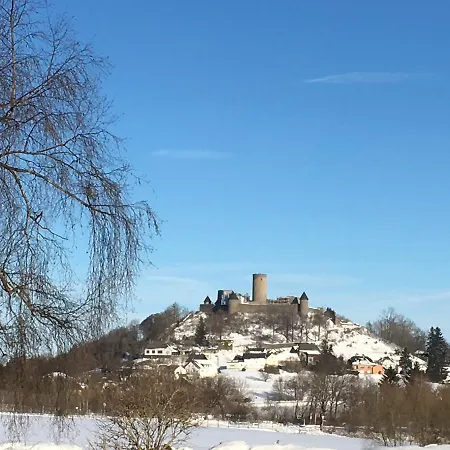 Balkhausen 3* Nürburg